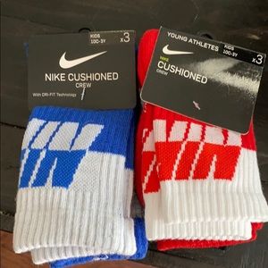 Boys 10-3Y  Nike Socks 6 pairs NWT